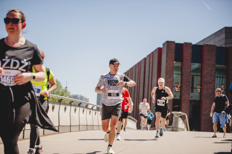 Sportowe serce Katowic zabiło dla potrzebujących. Sukces II edycji JBL Run Katowice #1