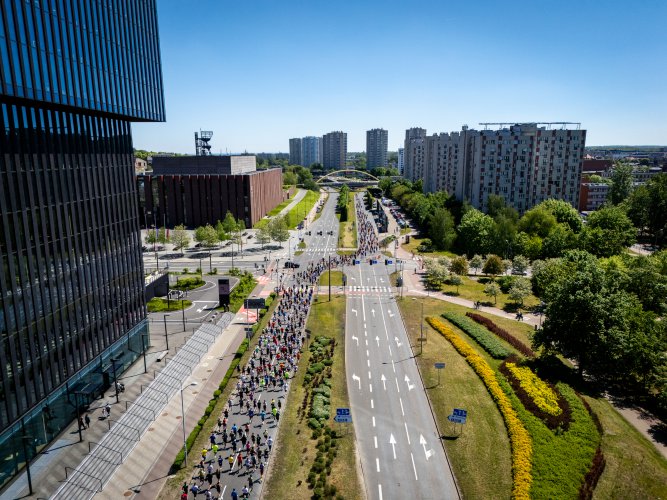 Sportowe serce Katowic zabiło dla potrzebujących. Sukces II edycji JBL Run Katowice #1