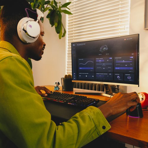 JBL Quantum 950 Wireless #1