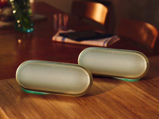 Harman Kardon Luna 2 #1