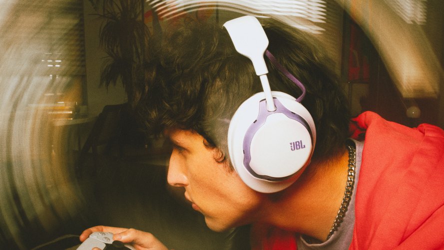 JBL Quantum 650 Wireless #1