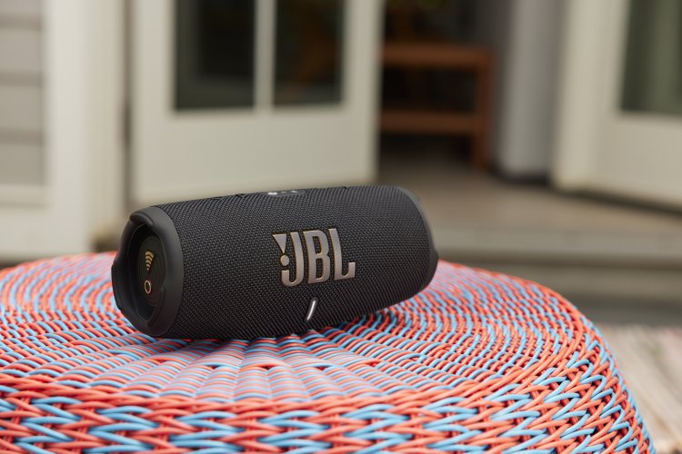 JBL Charge 5 Wi Fi #1