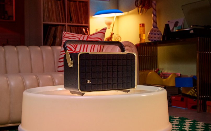 JBL Authentics 300 #1