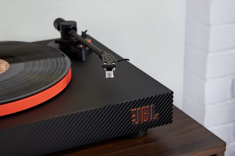 JBL Spinner BT #1