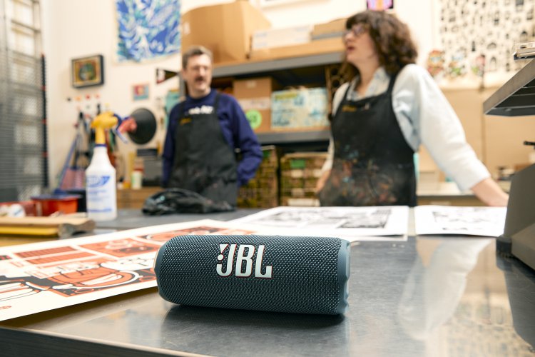 JBL Flip 7 Eisa #1
