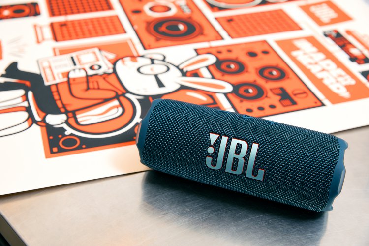 JBL Flip 7 Eisa #1