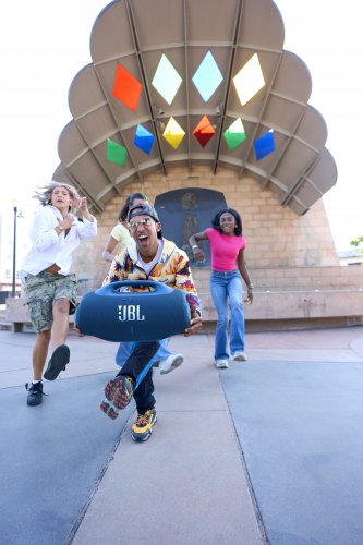 JBL Boombox 4 #1