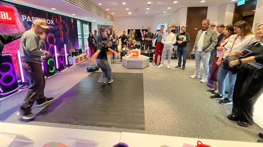 Audio Video Show 2025 #1