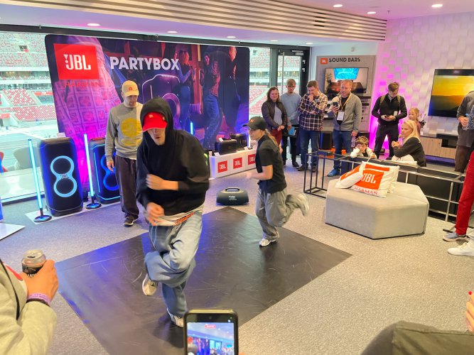 Audio Video Show 2025 #1