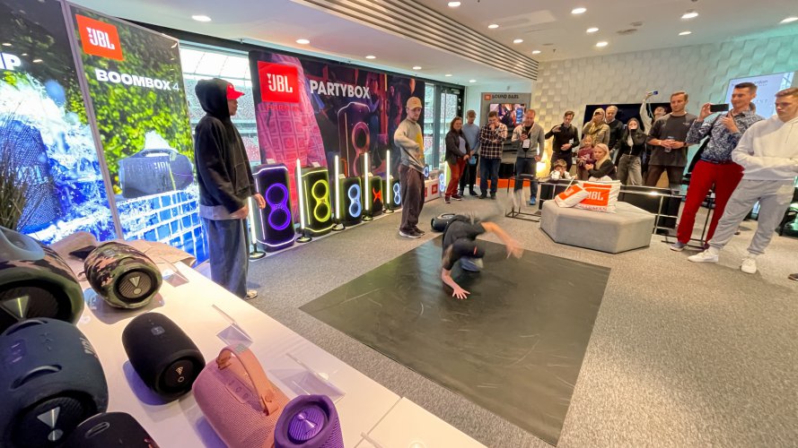 Audio Video Show 2025 #1