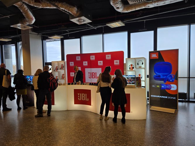 Audio Video Show 2025 #1