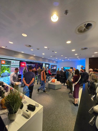 Audio Video Show 2025 #1