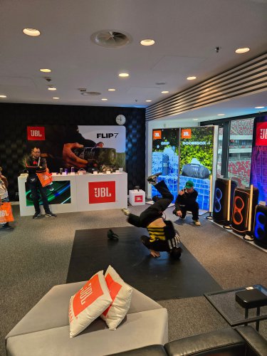 Audio Video Show 2025 #1