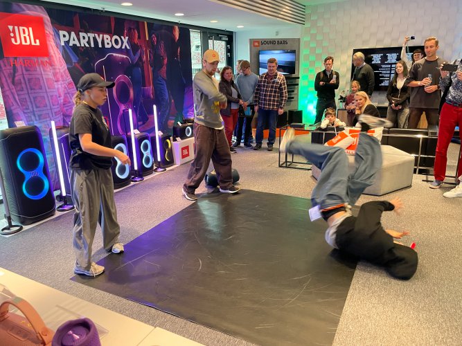 Audio Video Show 2025 #1