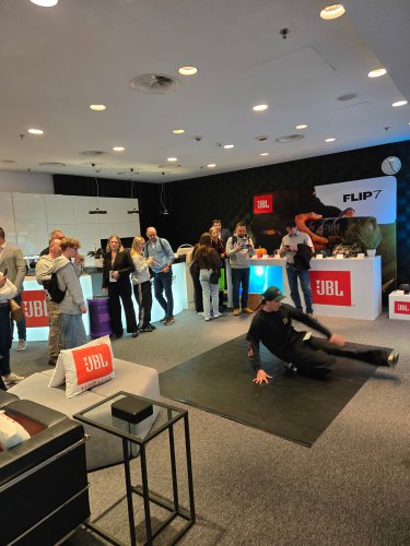 Audio Video Show 2025 #1