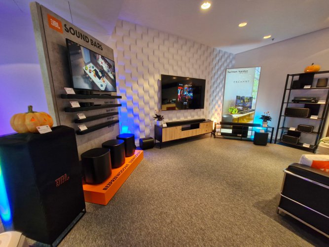 Audio Video Show 2025 #1