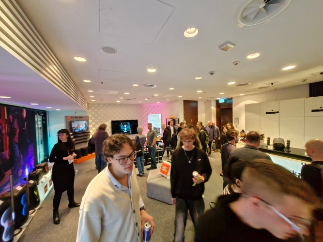 Audio Video Show 2025 #1