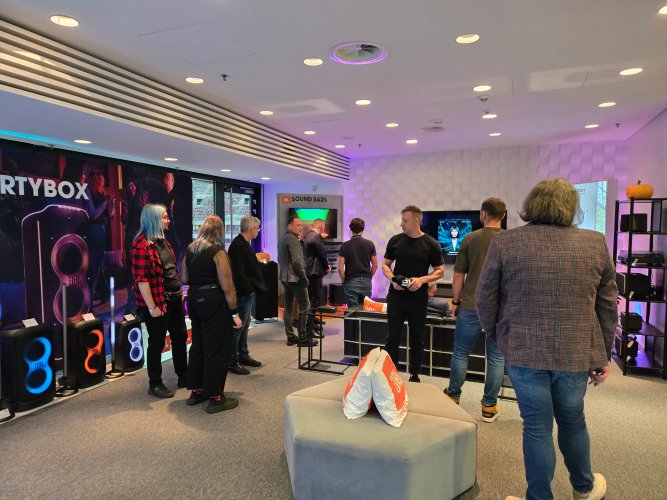 Audio Video Show 2025 #1