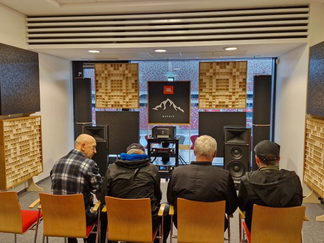 Audio Video Show 2025 #1