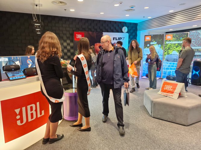 Audio Video Show 2025 #1