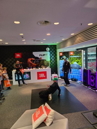 Audio Video Show 2025 #1