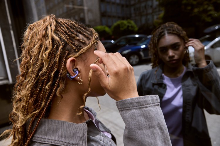 JBL Soundgear Clips #1