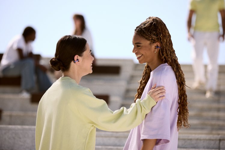 JBL Soundgear Clips #1