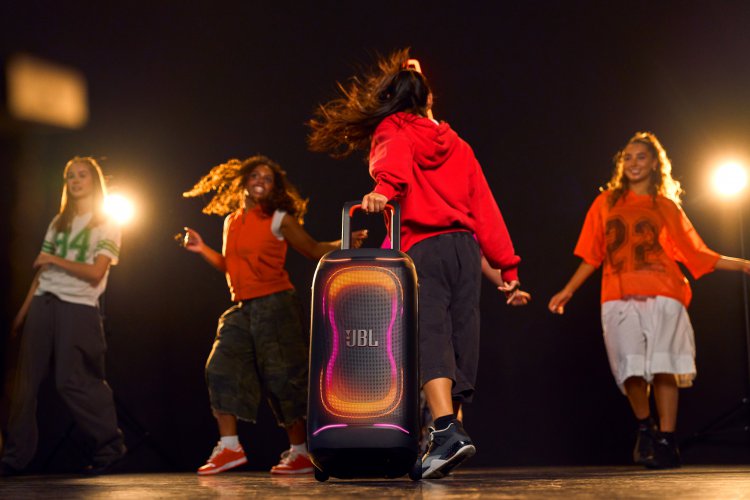 JBL PartyBox 330 #1