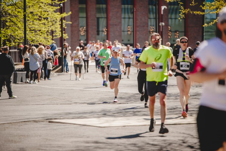 Sportowe serce Katowic zabiło dla potrzebujących. Sukces II edycji JBL Run Katowice #1