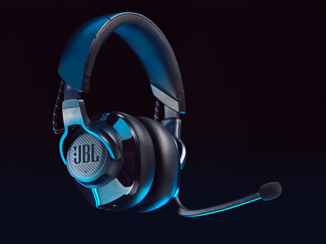 JBL Quantum 810 Wireless #1