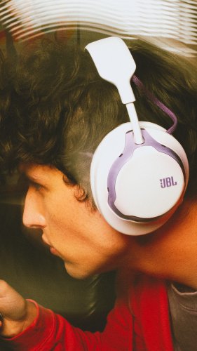 JBL Quantum 650 Wireless #1