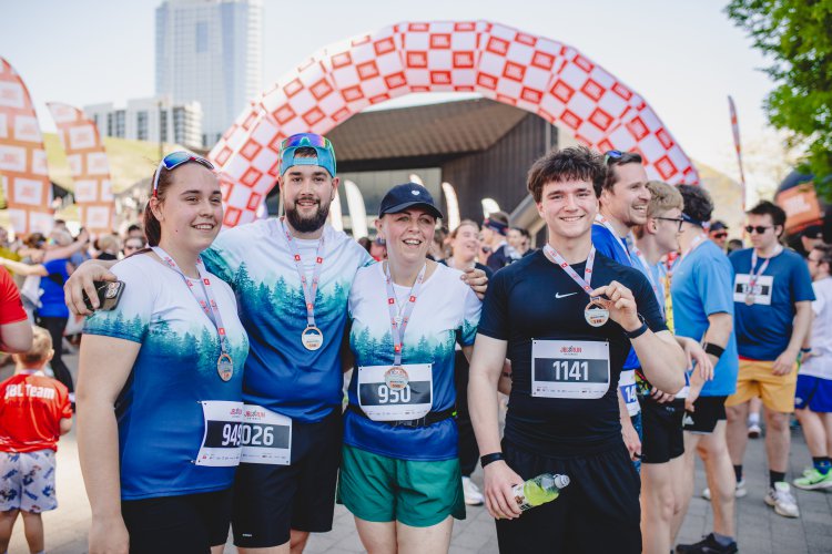 Sportowe serce Katowic zabiło dla potrzebujących. Sukces II edycji JBL Run Katowice #1