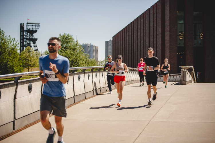 Sportowe serce Katowic zabiło dla potrzebujących. Sukces II edycji JBL Run Katowice #1