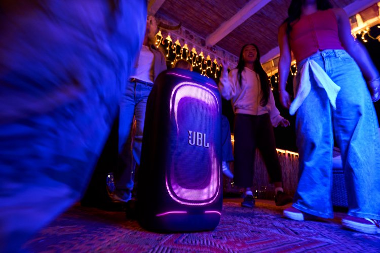 JBL PartyBox 330 #1